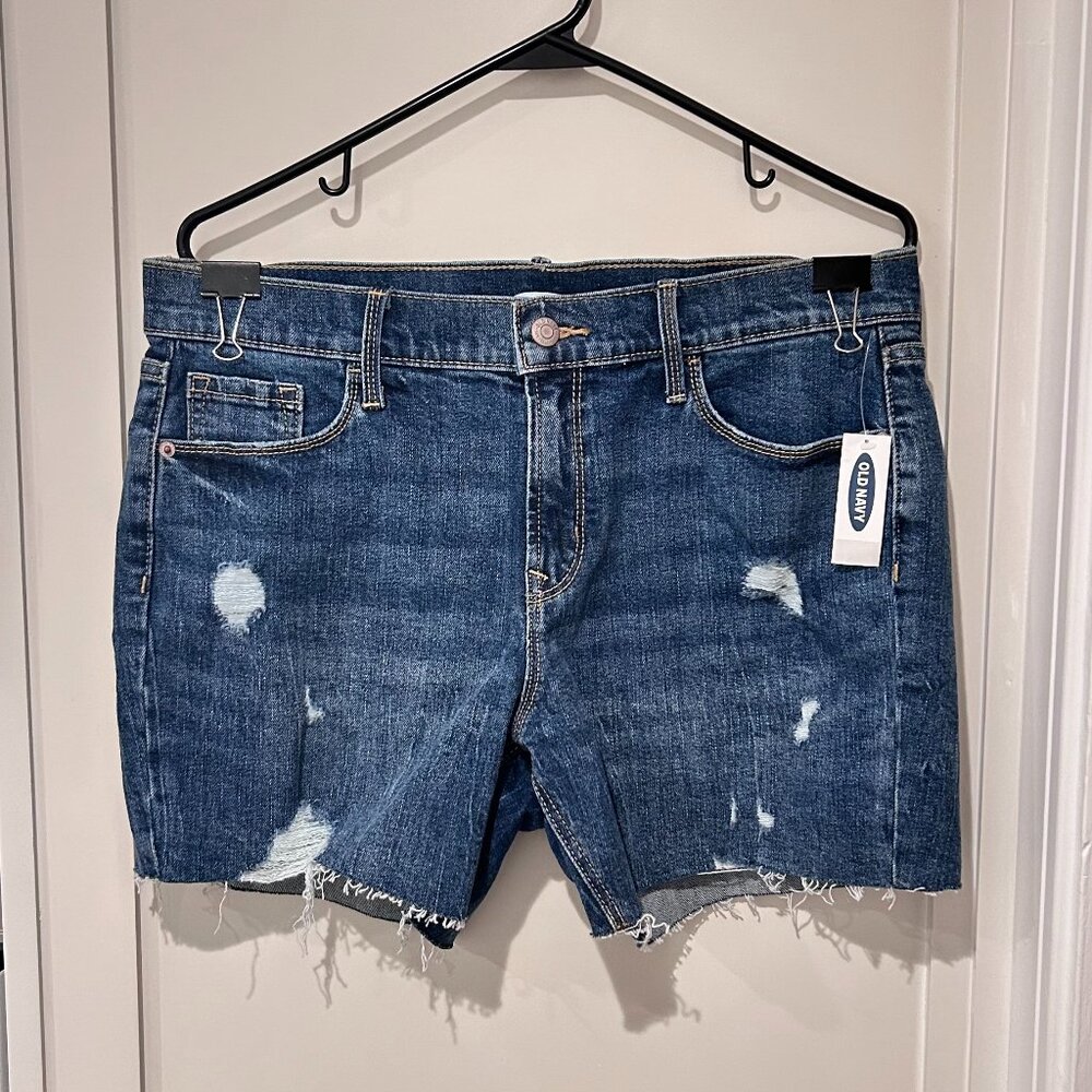 NWT Old Navy Midi Cut Off Distressed Denim Shorts